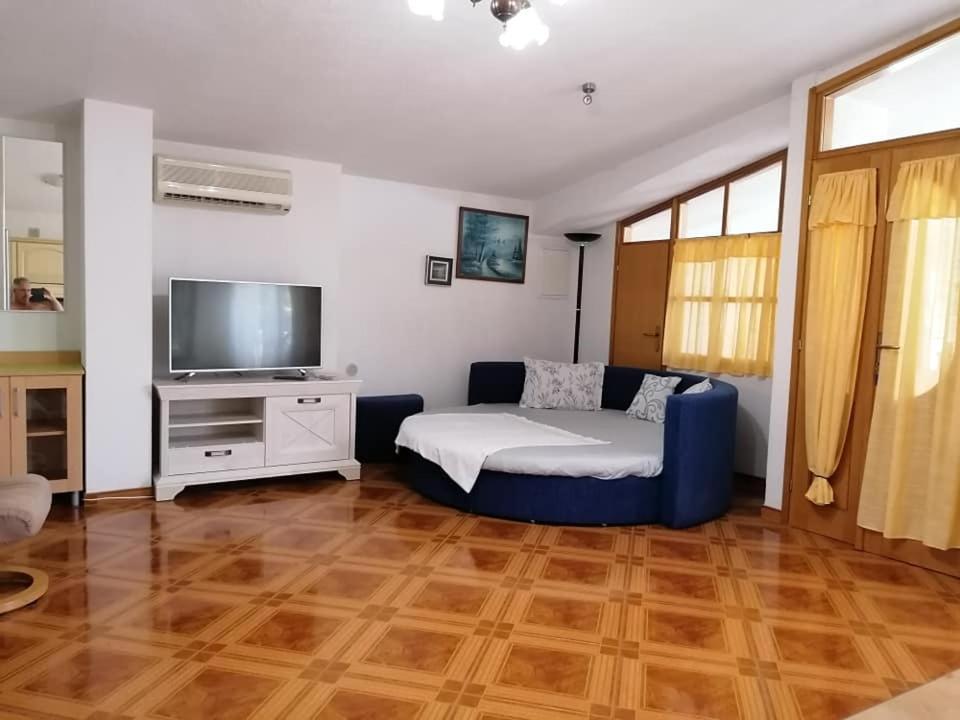 Pacho Apartment Baska Voda Luaran gambar