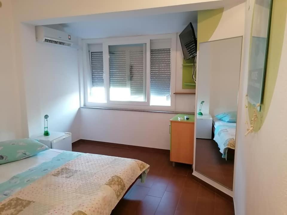 Pacho Apartment Baska Voda Luaran gambar